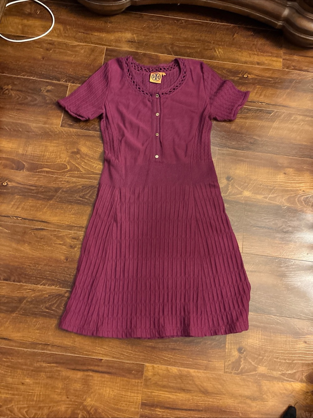 Tory Burch Medium Ashlyn Knit Henley Sweater Dress Maroon Short Sleeve Sheath